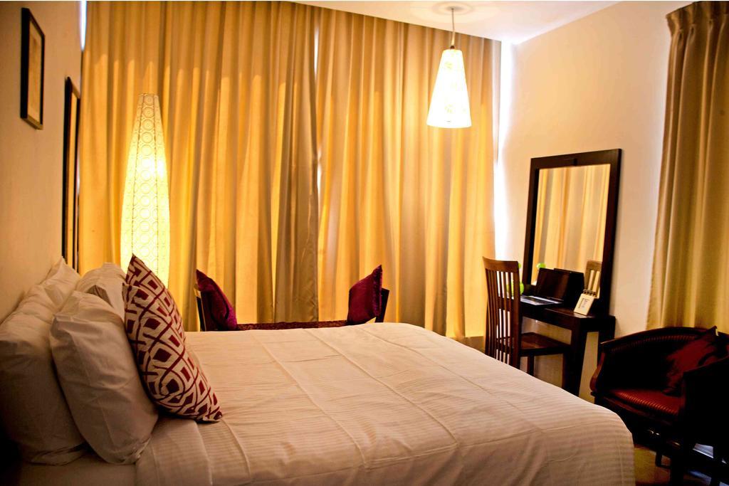 Hotel Highnest Singapperumalkovil Oda fotoğraf