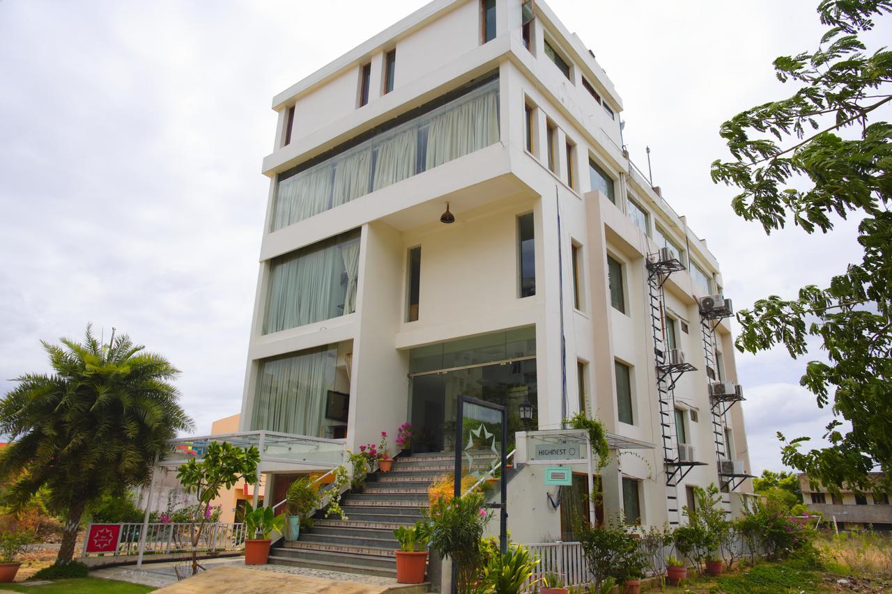 Hotel Highnest Singapperumalkovil Dış mekan fotoğraf